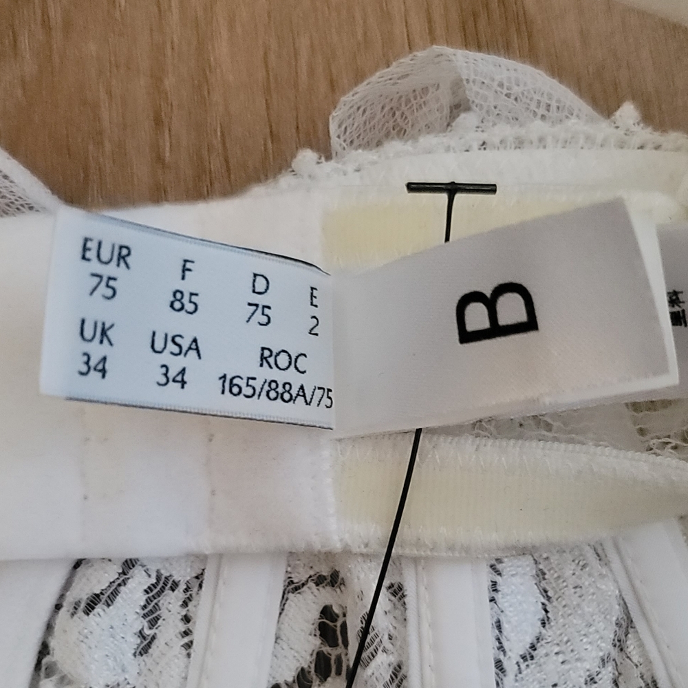 NWT La Perla White Lace Bridal Bra 34B - Picture 13 of 15